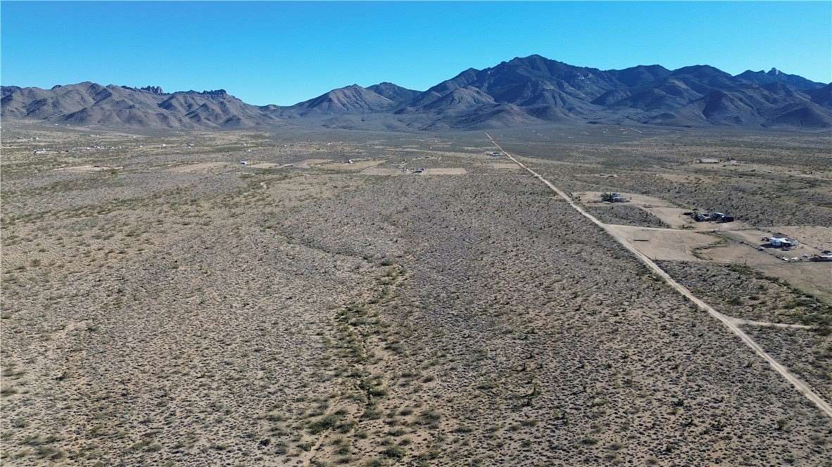 2.5 Acres of Residential Land for Sale in Dolan Springs, Arizona