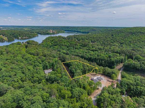 1.72 Acres of Residential Land for Sale in Hot Springs, Arkansas