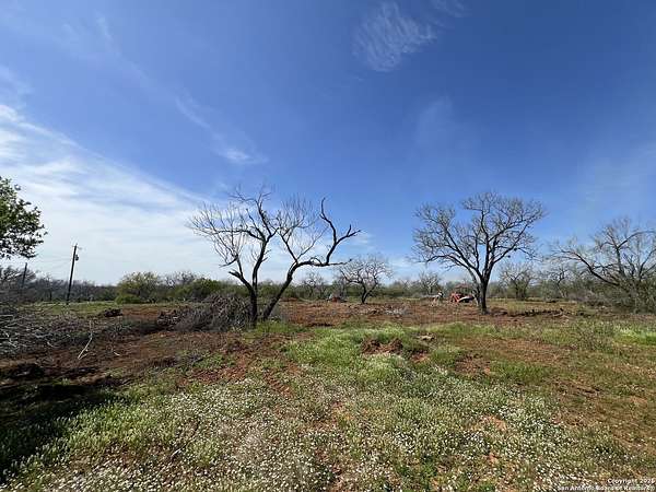 5 Acres of Residential Land for Sale in Moore, Texas