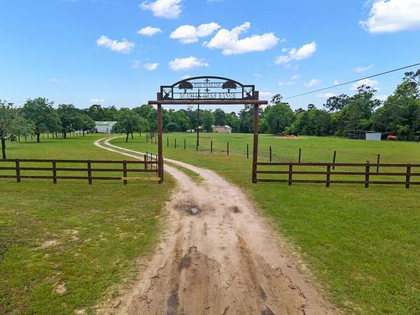 114 Acres of Land with Home for Sale in Village Mills, Texas