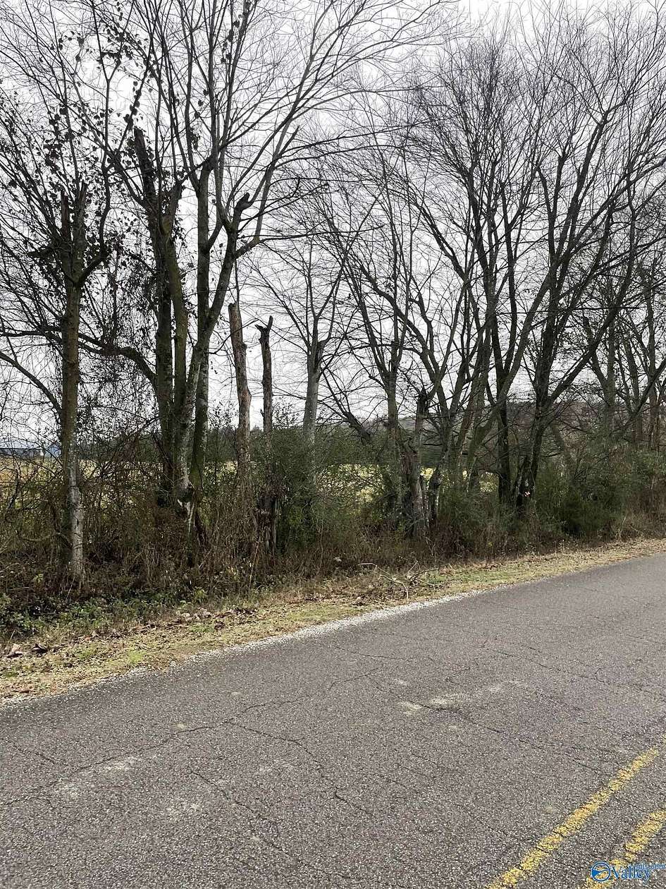 1.68 Acres of Residential Land for Sale in Moulton, Alabama