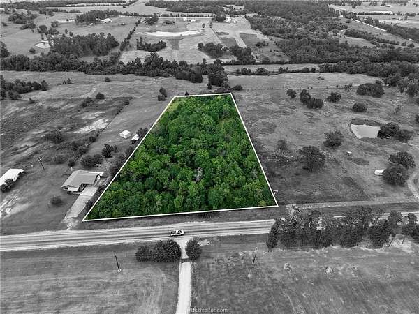 4 Acres of Residential Land for Sale in Anderson, Texas