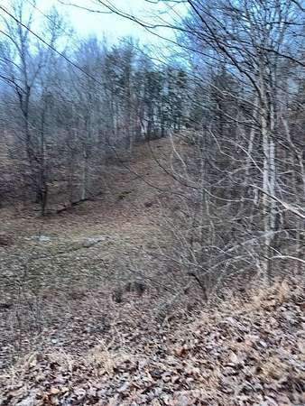 1.34 Acres of Residential Land for Sale in Williamsburg, Kentucky