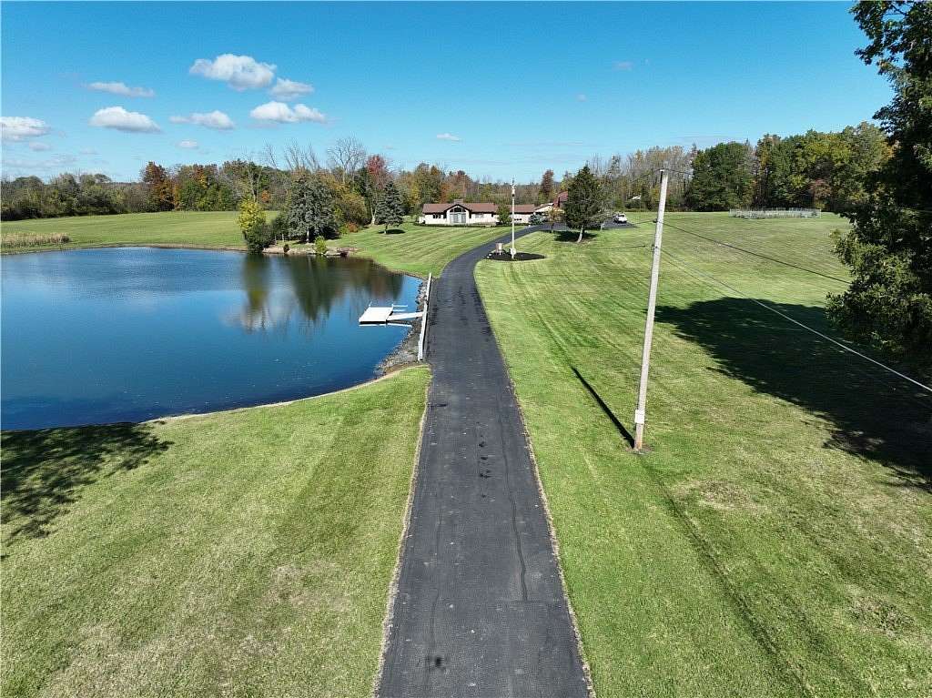 7.66 Acres of Residential Land with Home for Sale in Seneca Falls, New York