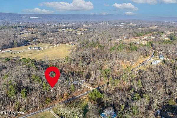1 Acre of Residential Land for Sale in Rockwood, Tennessee