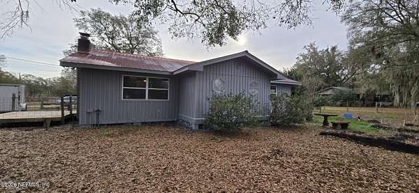 2.27 Acres of Residential Land with Home for Sale in Hilliard, Florida