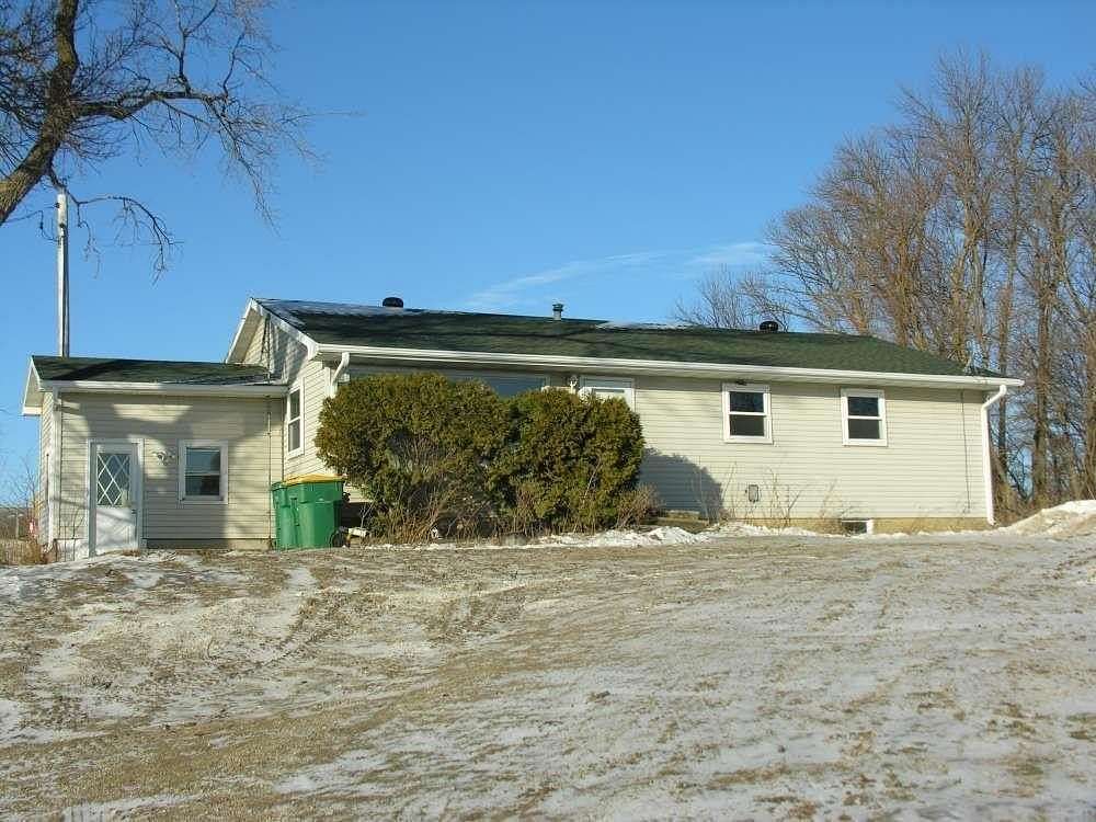3.83 Acres of Residential Land with Home for Sale in Leland, Iowa