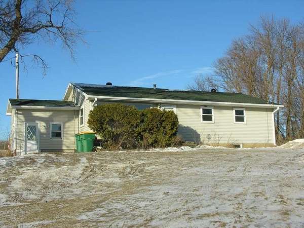 3.83 Acres of Residential Land with Home for Sale in Leland, Iowa