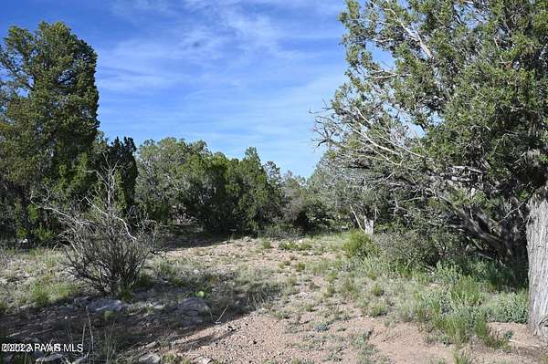 2 Acres of Land for Sale in Seligman, Arizona