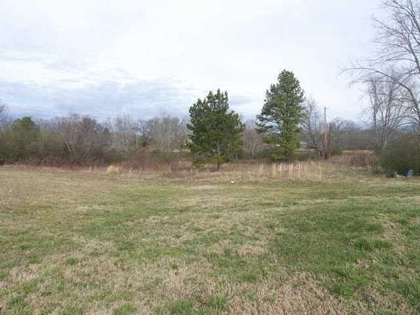 1.23 Acres of Residential Land for Sale in Nunnelly, Tennessee