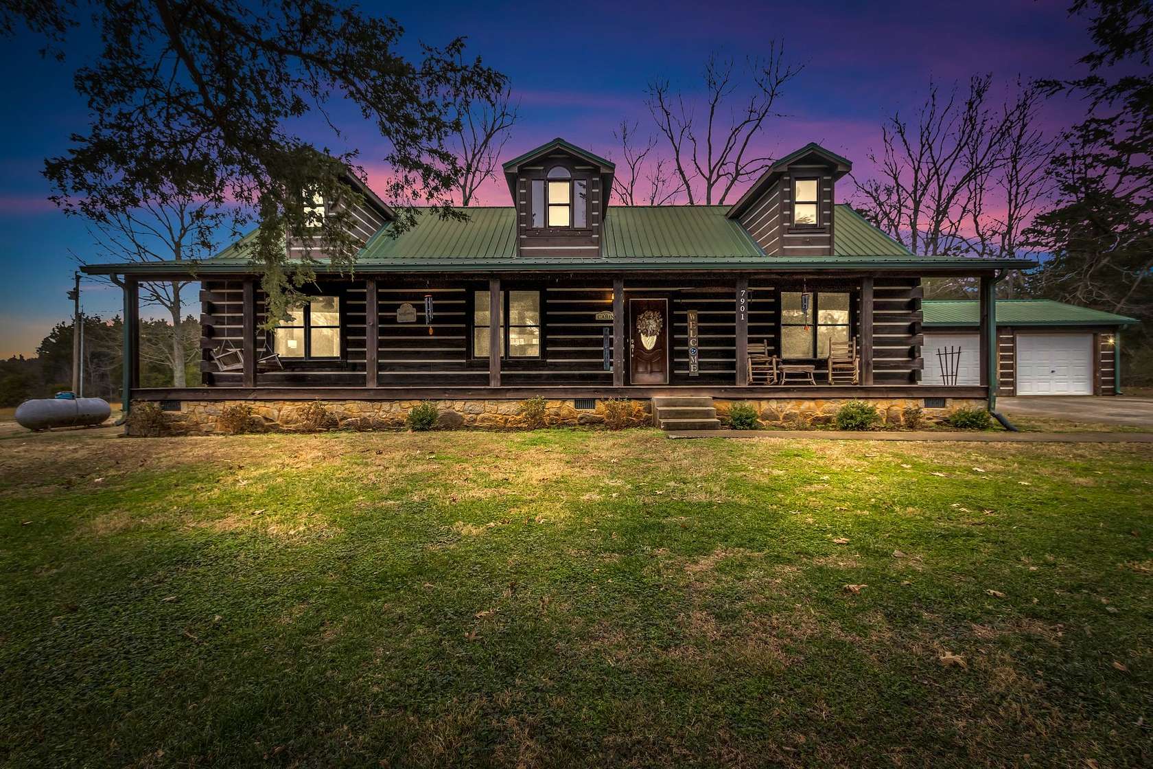 5 Acres of Land with Home for Sale in Murfreesboro, Tennessee