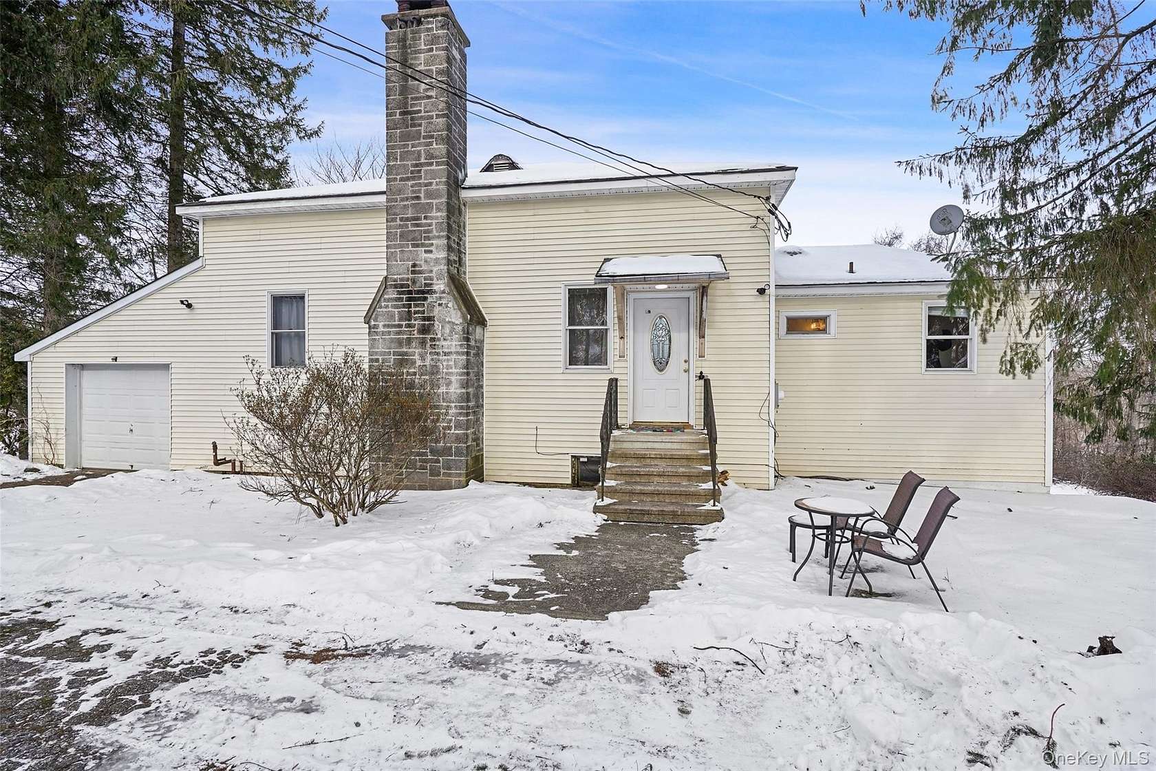 4 Acres of Residential Land with Home for Sale in Carmel, New York