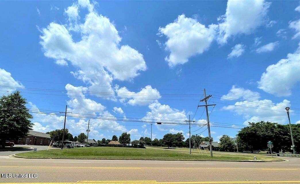 0.87 Acres of Mixed-Use Land for Sale in Southaven, Mississippi