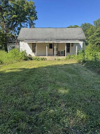2.43 Acres of Residential Land with Home for Sale in Graysville, Tennessee