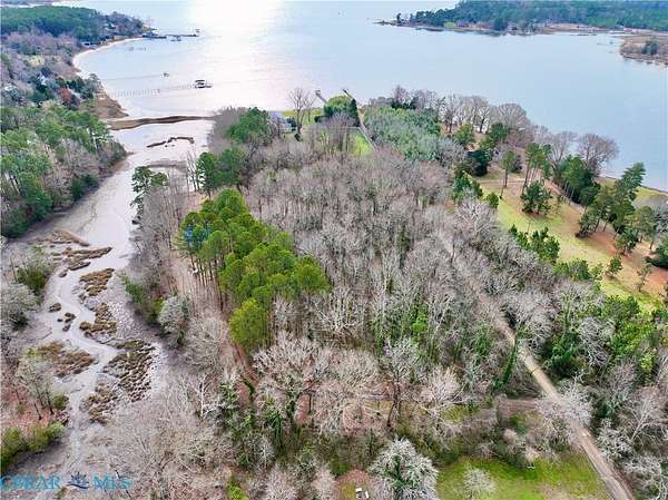 6 Acres of Residential Land with Home for Sale in Gloucester, Virginia