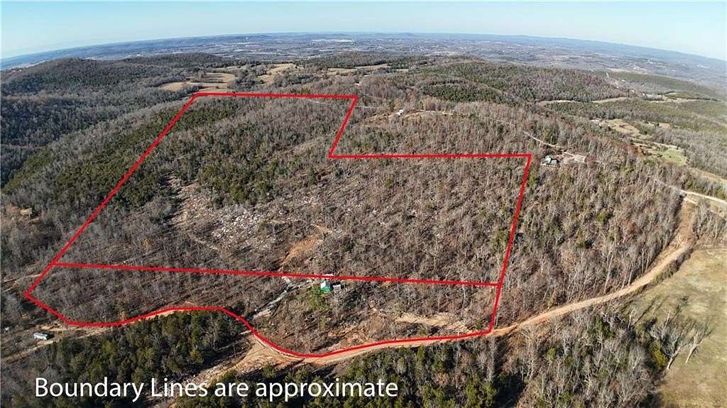 36.4 Acres of Recreational Land with Home for Sale in Flippin, Arkansas