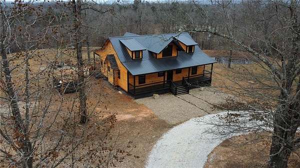 5.35 Acres of Residential Land with Home for Sale in Jasper, Arkansas