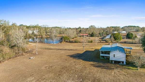 2.76 Acres of Residential Land for Sale in Bonifay, Florida