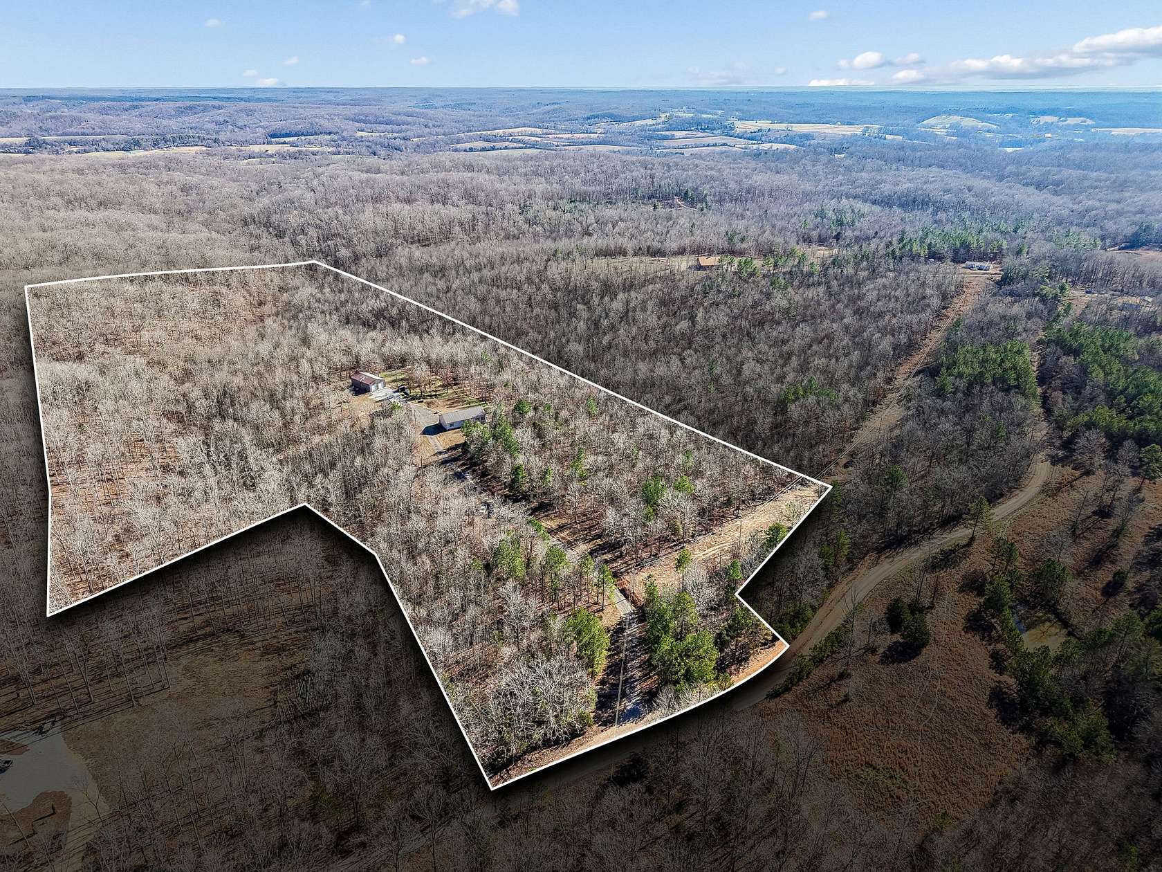 20 Acres of Land with Home for Sale in Nunnelly, Tennessee