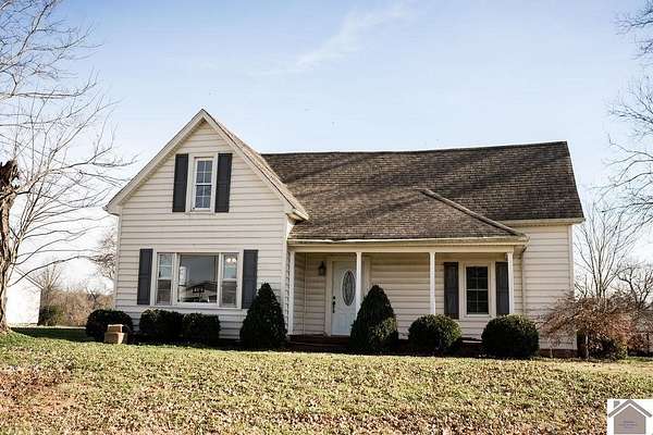 2.6 Acres of Land with Home for Sale in Cunningham, Kentucky