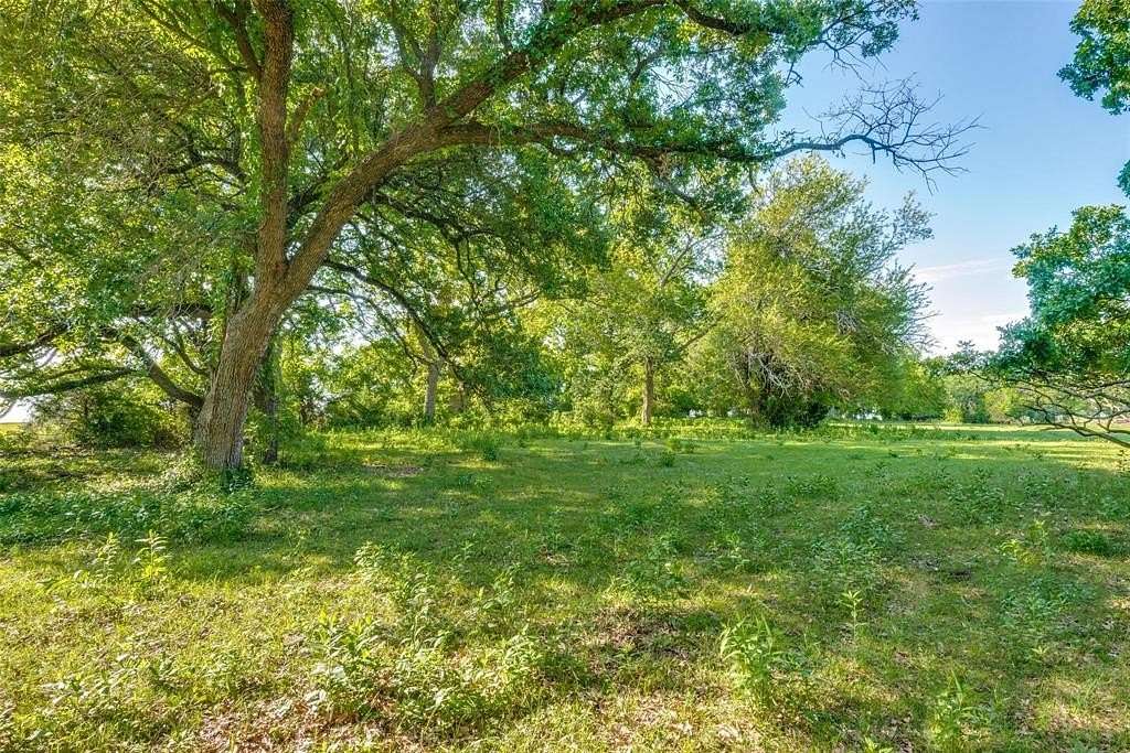 61.9 Acres of Agricultural Land for Sale in Pilot Point, Texas