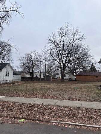 0.15 Acres of Residential Land for Sale in Bloomington, Illinois