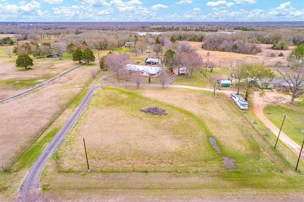 2.24 Acres of Residential Land with Home for Sale in Wills Point, Texas