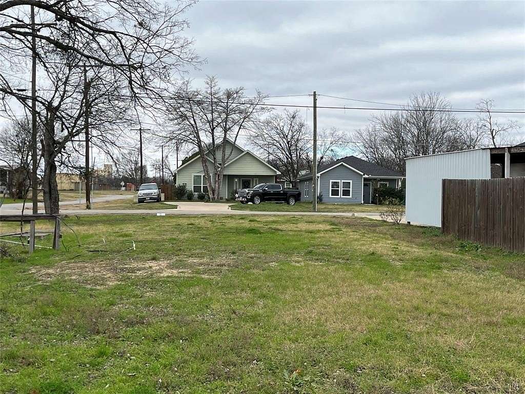 0.13 Acres of Residential Land for Sale in Corsicana, Texas