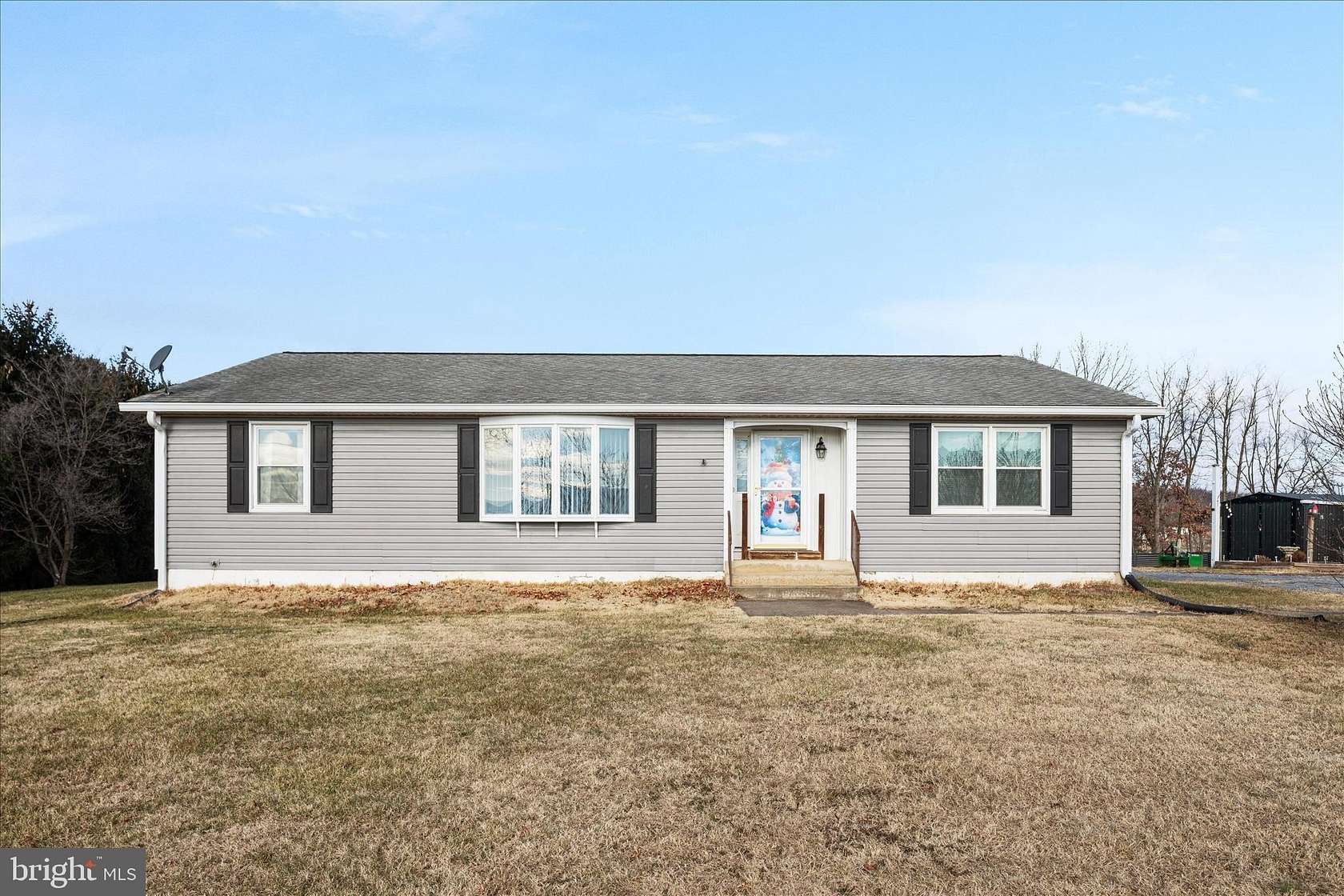 3 Acres of Residential Land with Home for Sale in Mount Jackson, Virginia