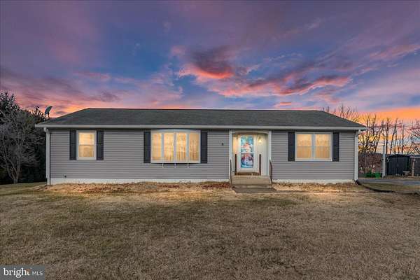 3 Acres of Residential Land with Home for Sale in Mount Jackson, Virginia