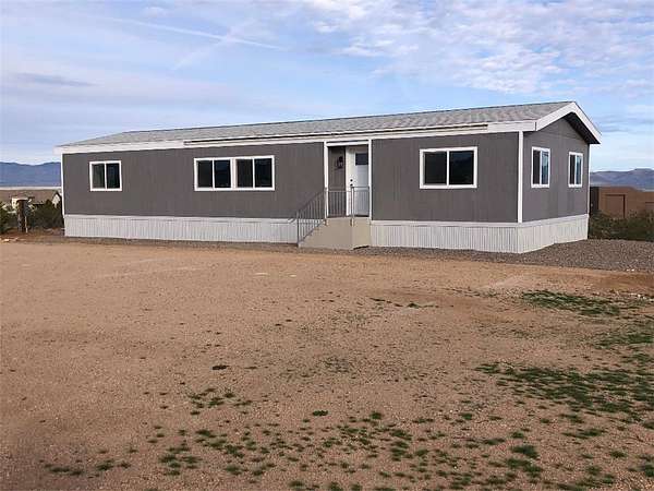 2.35 Acres of Land with Home for Sale in Golden Valley, Arizona