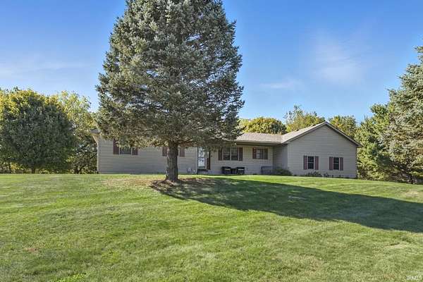 6.78 Acres of Residential Land with Home for Sale in Albion, Indiana