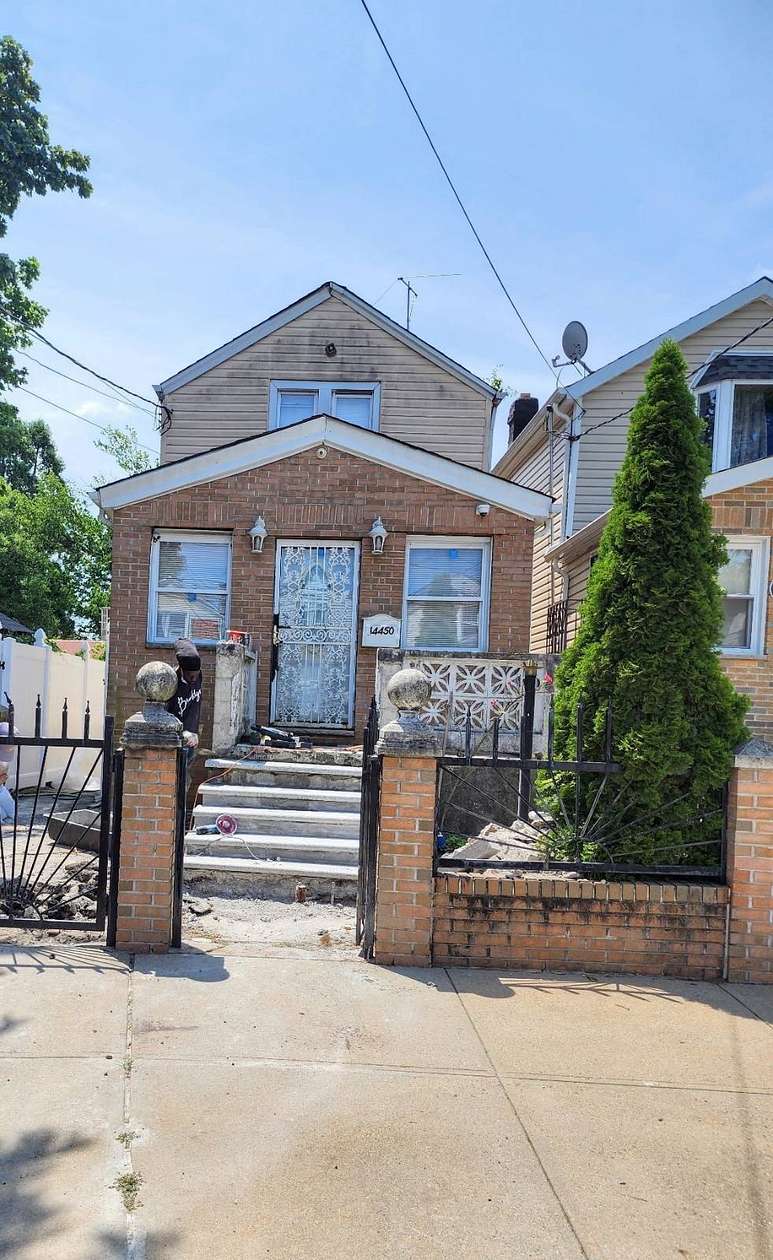 0.06 Acres of Residential Land for Sale in Jamaica, New York