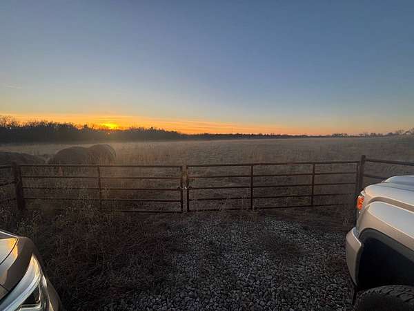 30 Acres of Recreational & Residential Land for Sale in Lamar, Oklahoma
