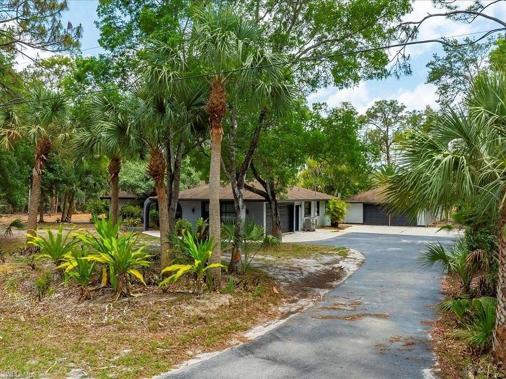 2.73 Acres of Residential Land with Home for Sale in Naples, Florida