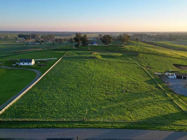 5 Acres of Residential Land for Sale in Clovis, California