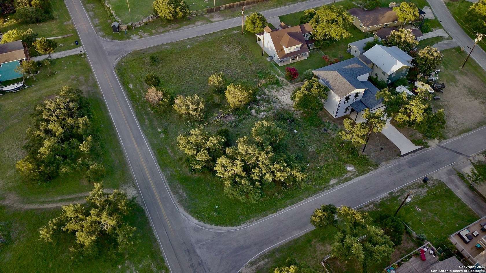 0.14 Acres of Residential Land for Sale in Canyon Lake, Texas