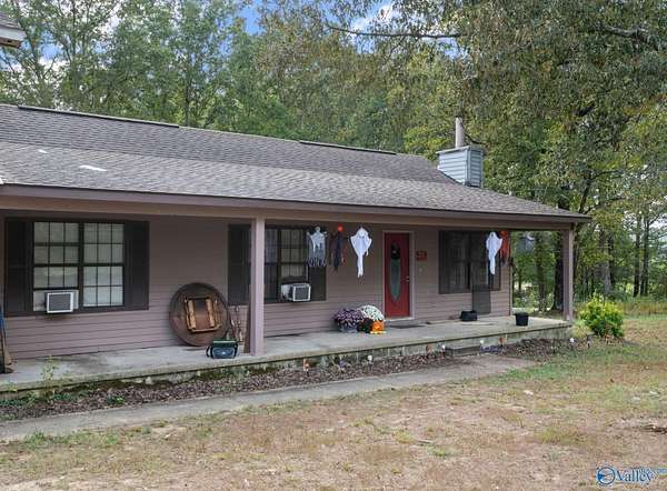 5 Acres of Land with Home for Sale in Hillsboro, Alabama