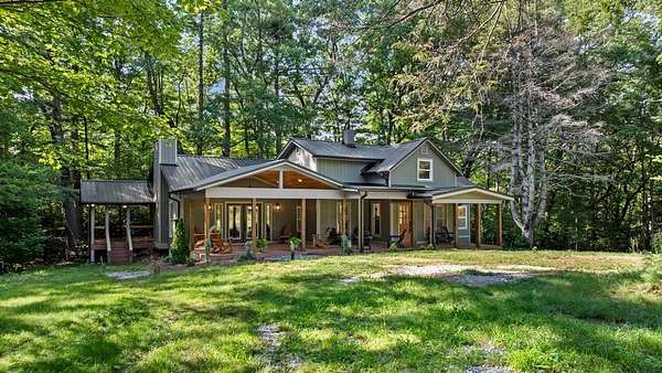 12.4 Acres of Land with Home for Sale in Highlands, North Carolina