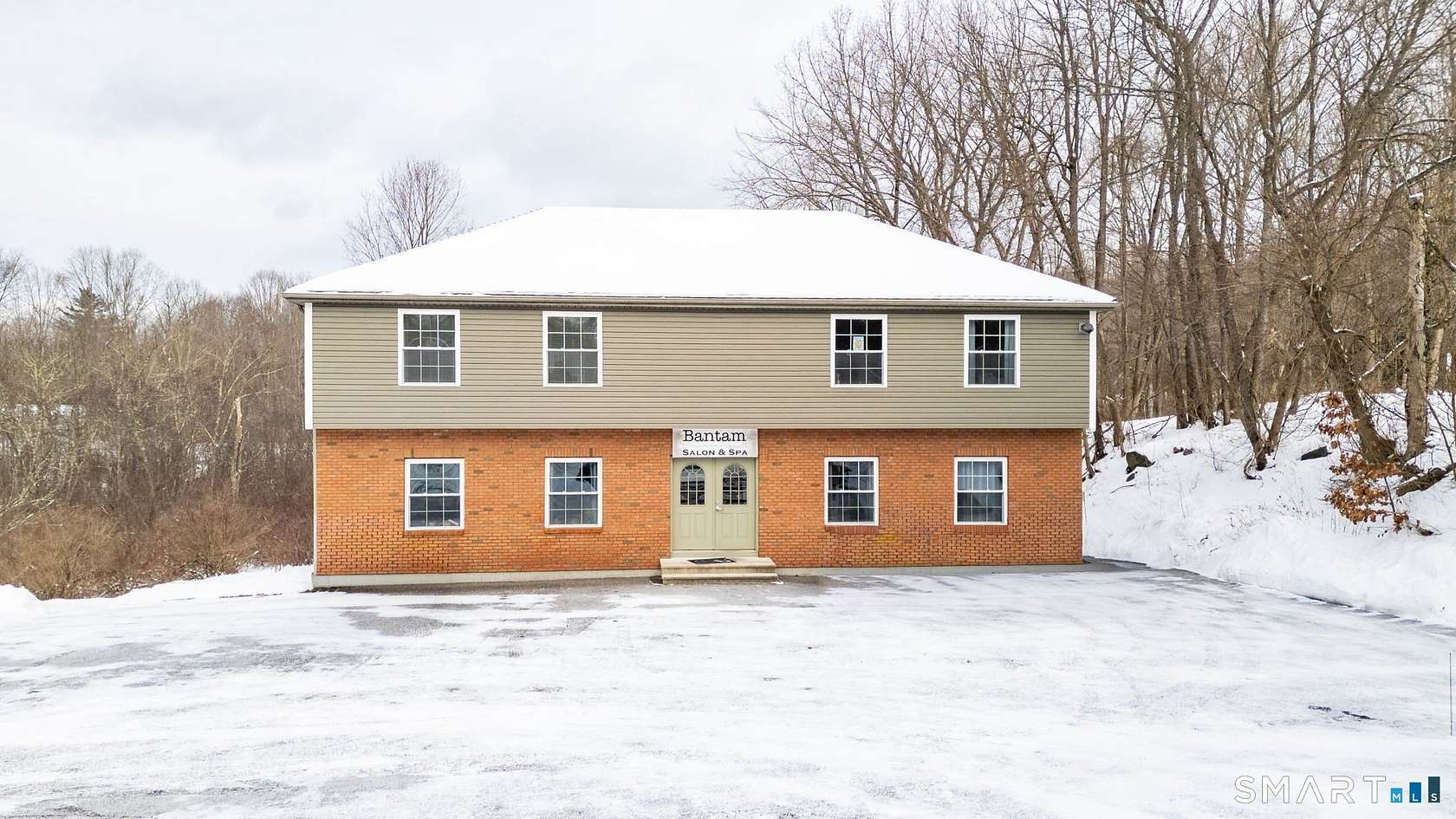 3.57 Acres of Improved Mixed-Use Land for Sale in Litchfield, Connecticut