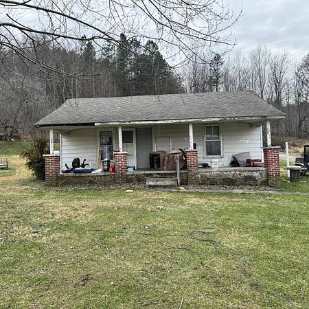28.6 Acres of Land with Home for Sale in Gray, Kentucky