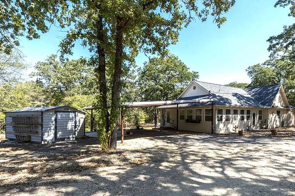 8 Acres of Land with Home for Sale in Dale, Texas