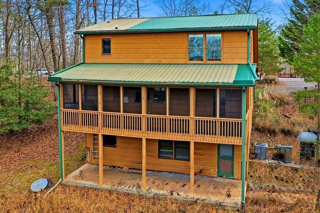 1.55 Acres of Land with Home for Sale in Ellijay, Georgia