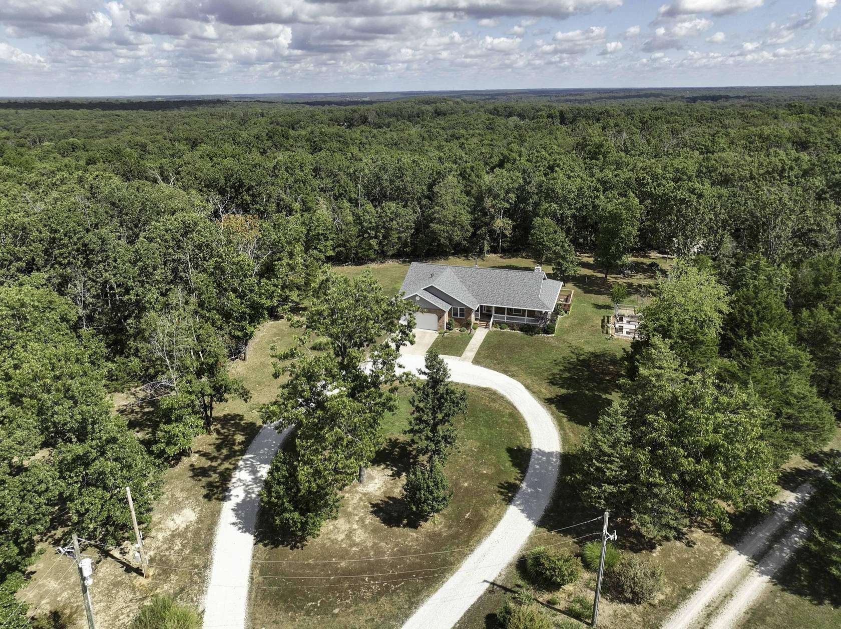 3.12 Acres of Residential Land with Home for Sale in Marshfield, Missouri