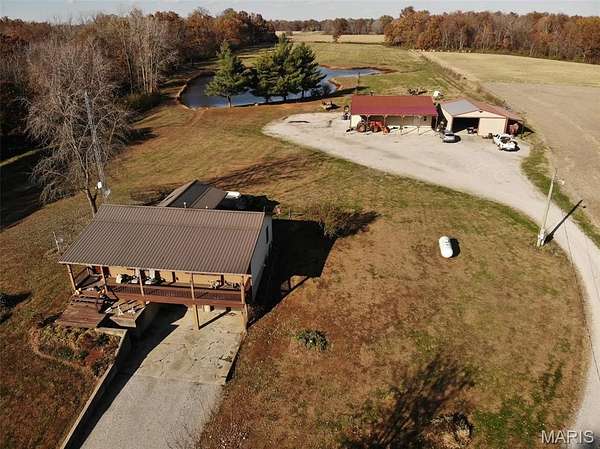11.5 Acres of Land with Home for Sale in Iuka, Illinois