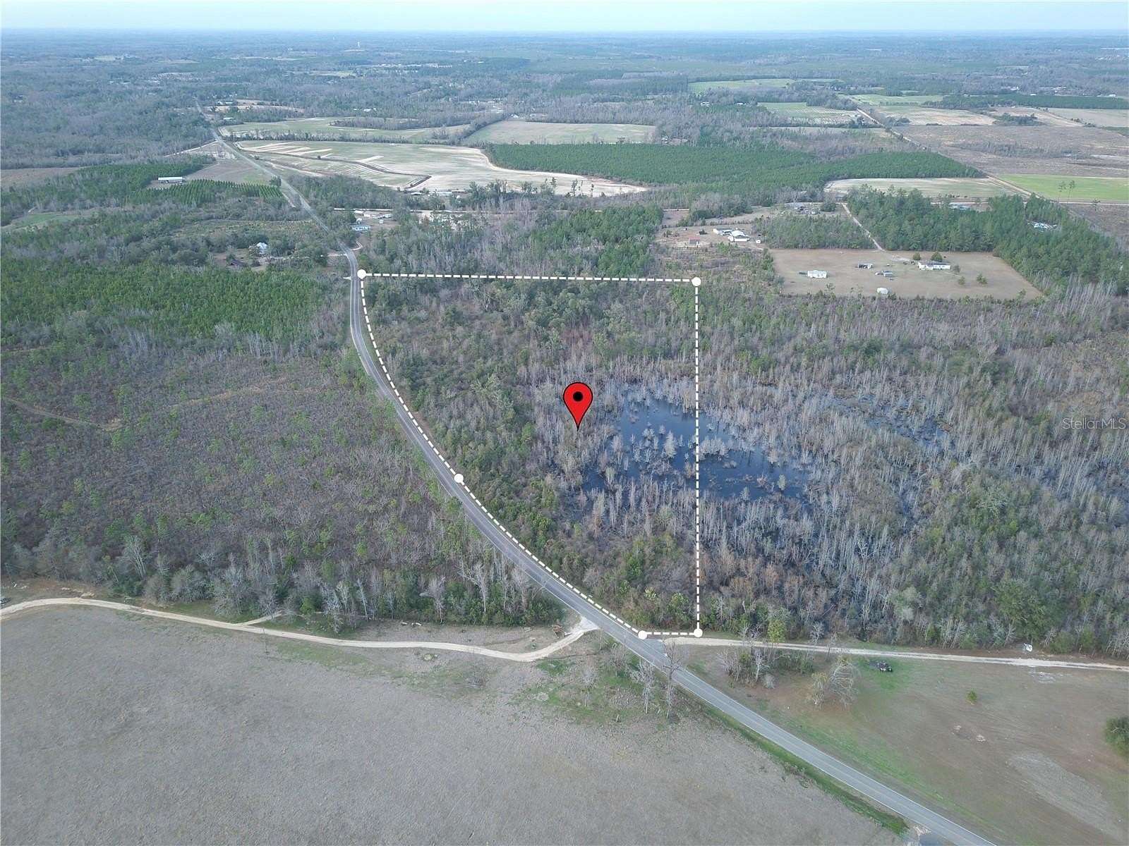 16.5 Acres of Recreational & Residential Land for Sale in Cottondale, Florida