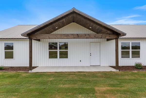 2 Acres of Residential Land with Home for Sale in Rose Bud, Arkansas