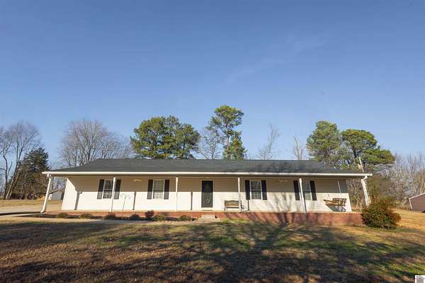 2 Acres of Residential Land with Home for Sale in Mayfield, Kentucky