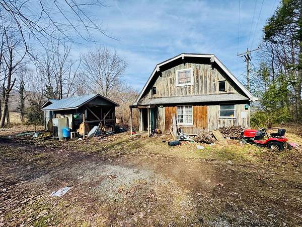 3.3 Acres of Land with Home for Sale in Shady Valley, Tennessee