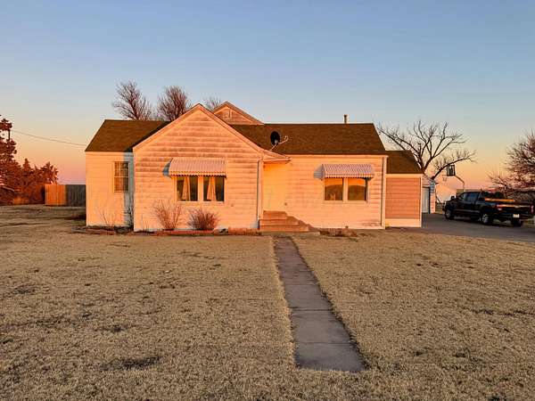 3.66 Acres of Residential Land with Home for Sale in Perryton, Texas